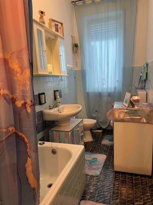 Vicino A Tutto Bed & Breakfast Vercelli Exterior photo